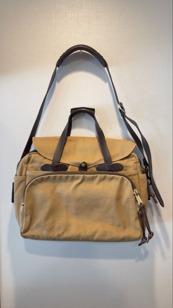 FILSON ショルダーバッグ ベージュ