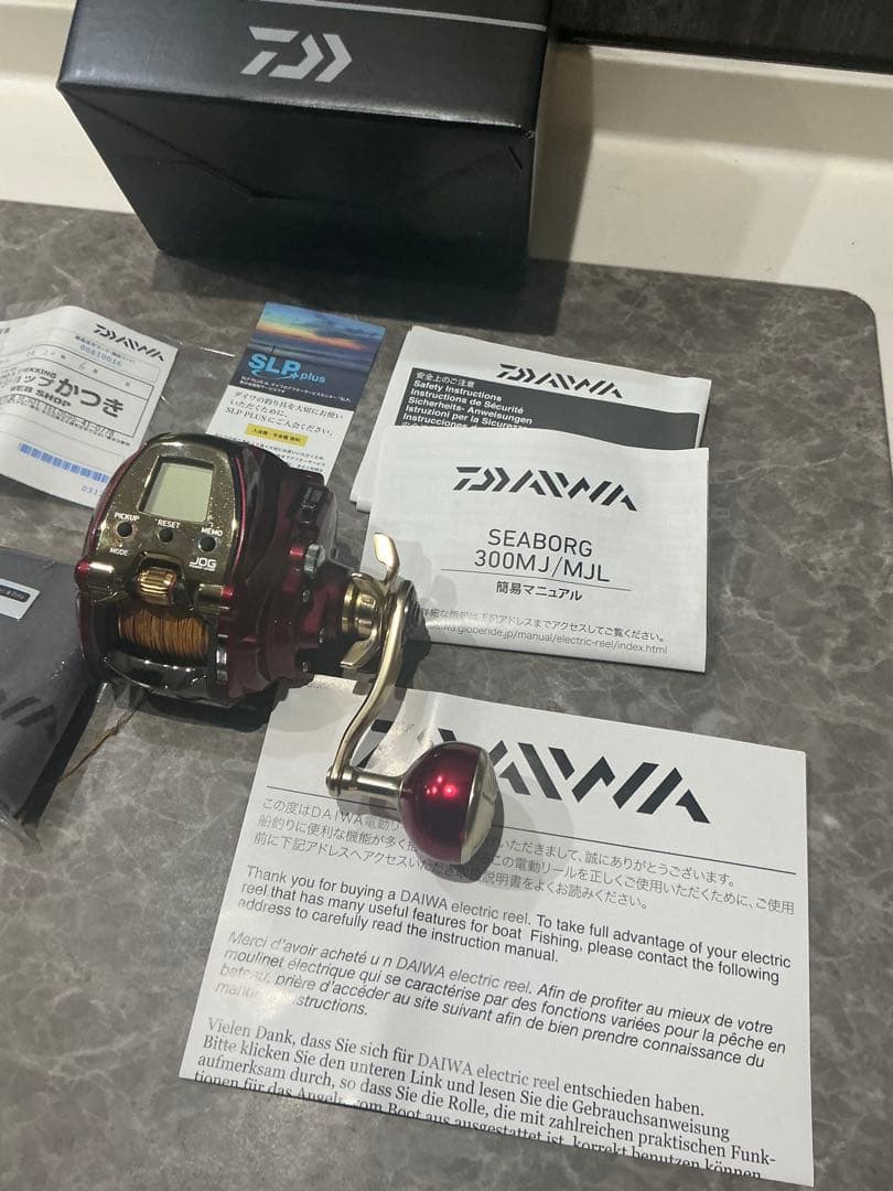 Daiwa SEABORG 300MJ 電動リール
