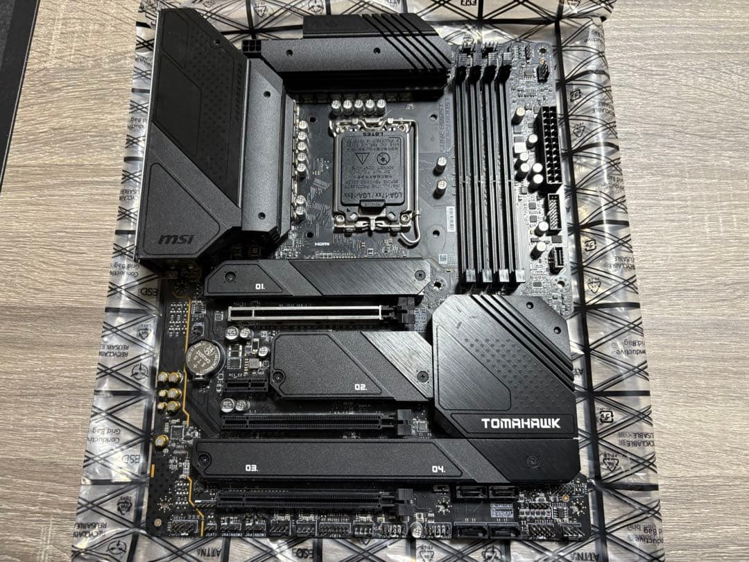 MSI MAG Z690 TOMAHAWK WIFI DDR4 マザーボード