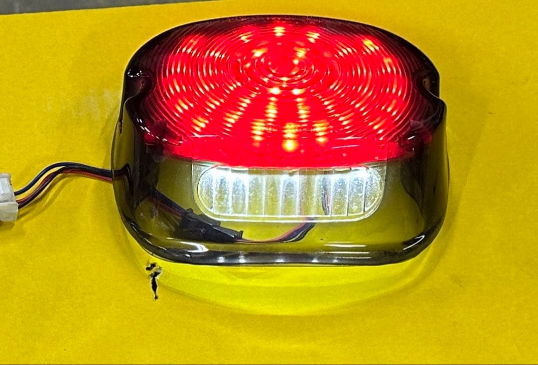 ハーレーダビッドソン　当時物 LEDスクエアーテール　(スモーク)