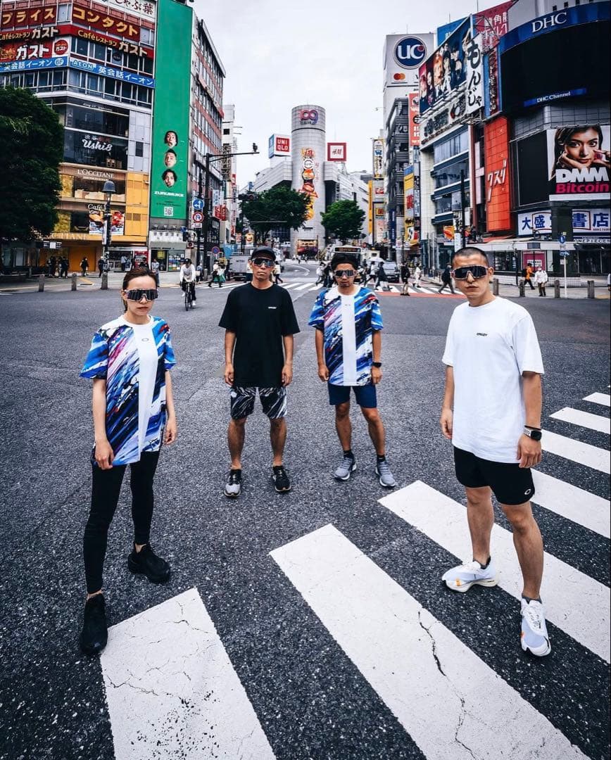 小物 Oakley SUTRO