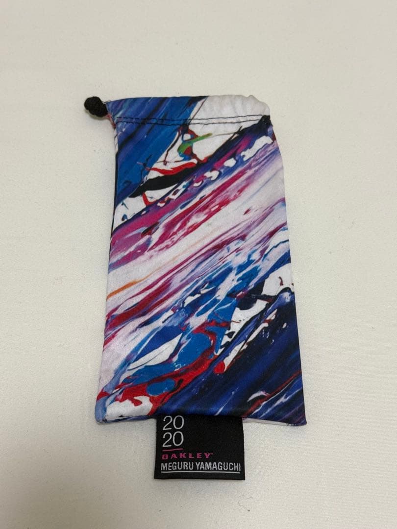 小物 Oakley SUTRO