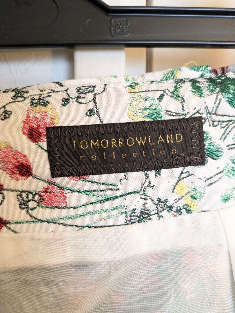 【TOMORROWLAND】花柄エンブロイダリースカート
