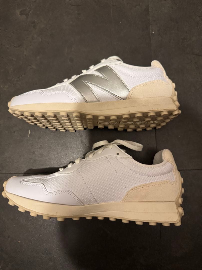美品★New Balance 327モデル／24.5cmゴルフシューズ