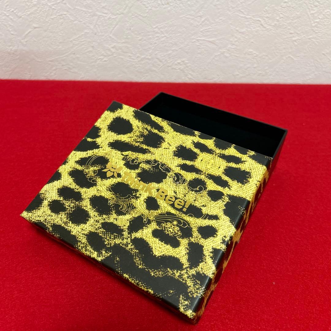 Think Bee シンクビー　未使用レディース財布　ヒョウ柄　箱付き