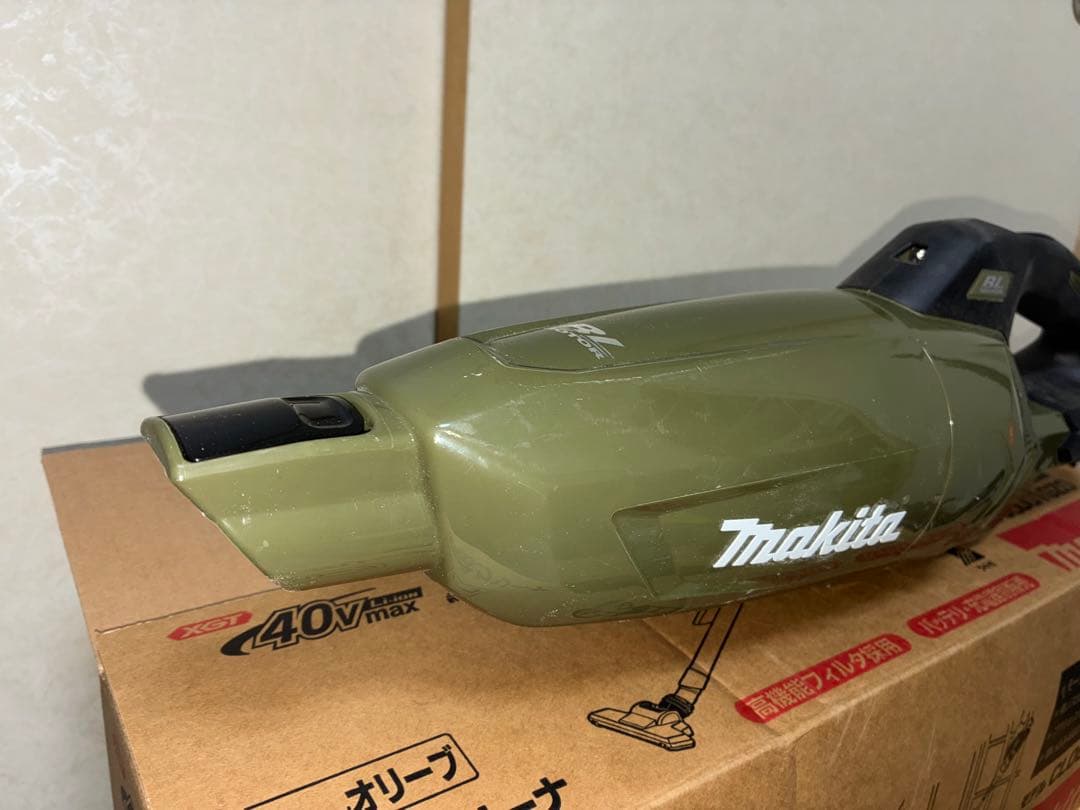 美品　Makita CL001GZ0 スティッククリーナー 本体のみ