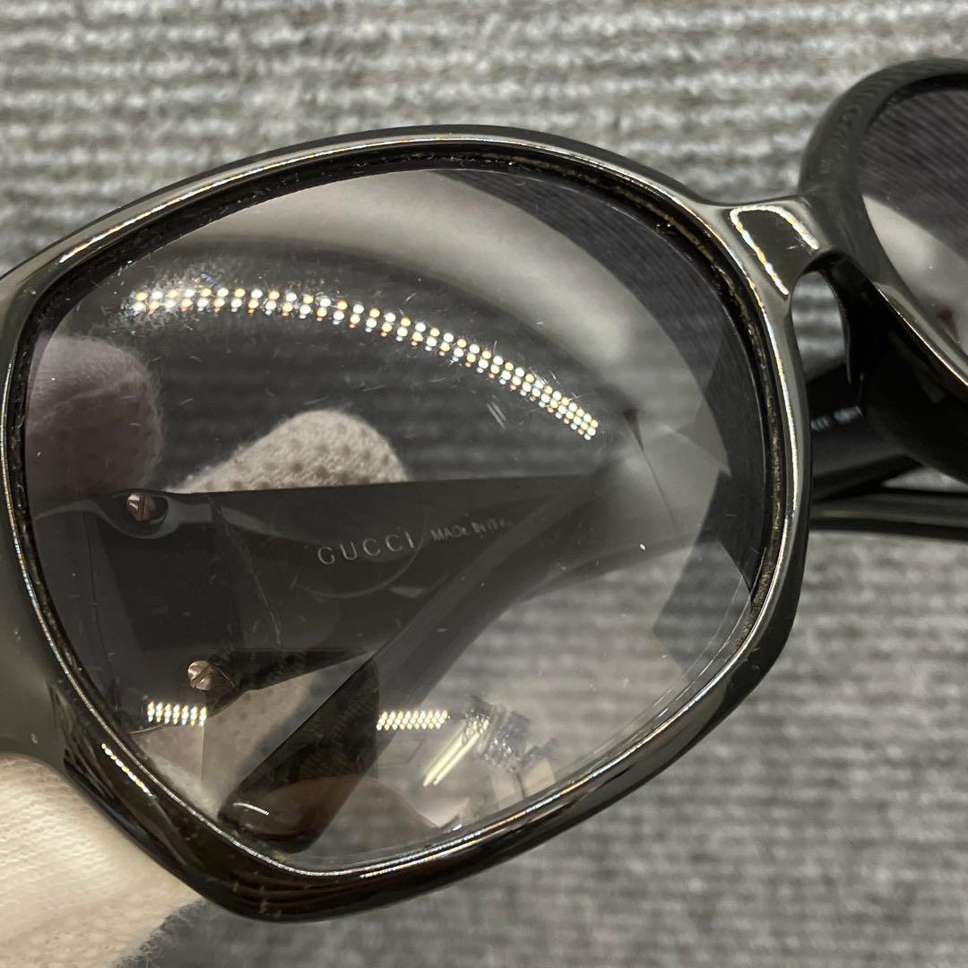 GUCCI　グッチ　サングラス　D28JJ　3988