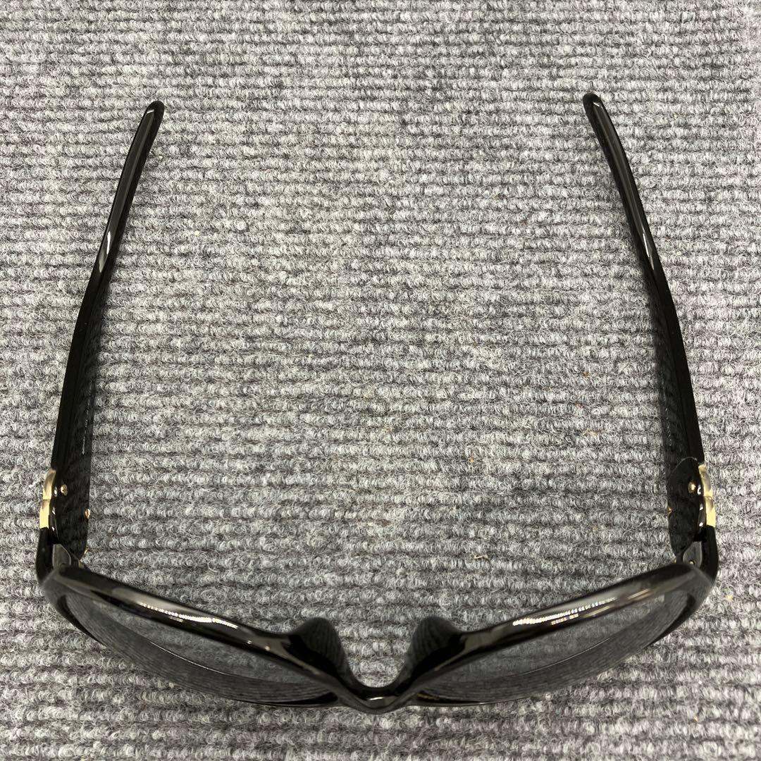 GUCCI　グッチ　サングラス　D28JJ　3988
