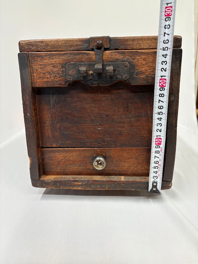 船金庫　箪笥　銭箱　賽銭箱　骨董　時代物　アンティーク　レトロ　コレクション