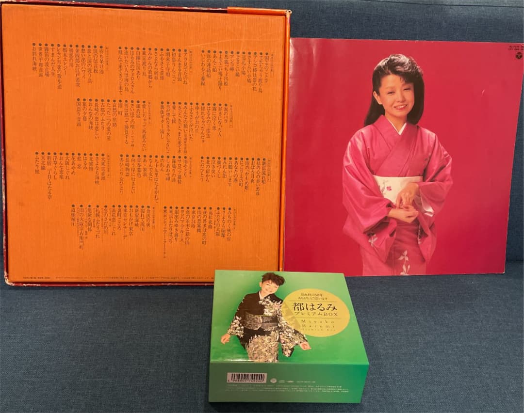 都はるみ ベスト CD BOX 50周年 ★レア20周年 カセット サイン色紙