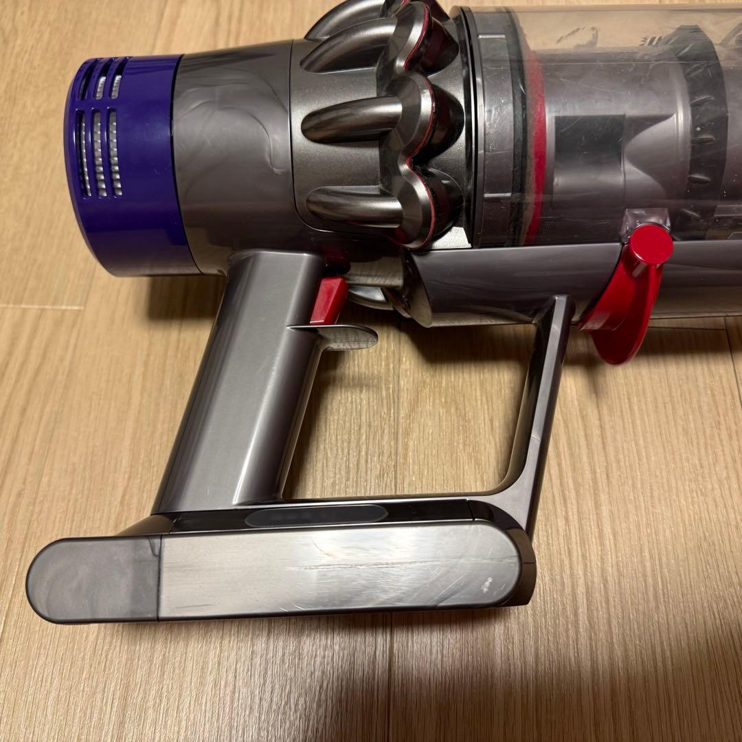 【簡易清掃済み】ダイソン Dyson V10 掃除機/クリーナー