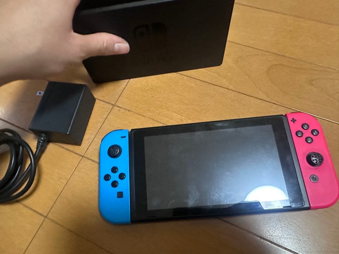 Nintendo Switch 本体 青赤 Joy-Con 付属品2本