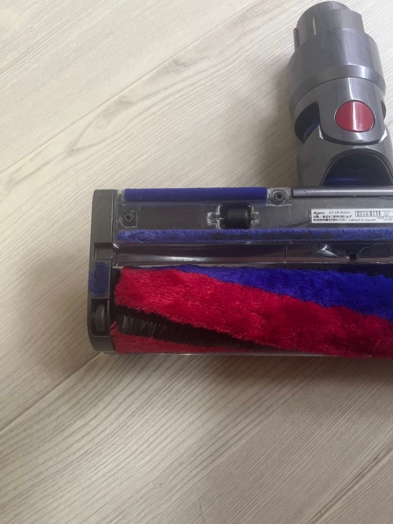 dyson ダイソン V8 slim fluffy SV10K