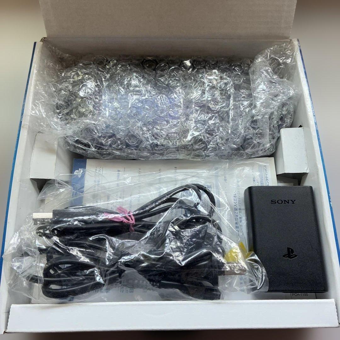 【美品】　PSVITA PCH-1000 クリスタル・ブラック 箱付き