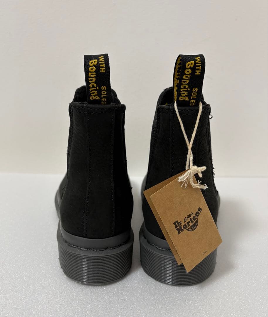 未使用タグ付き　Dr.Martens サイドゴアブーツ　ヌバック