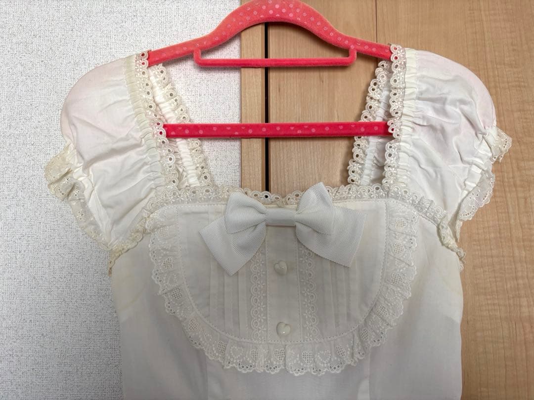 難アリ BABY 初夏でショコラないちごパフェ柄ヨーク切替シャーリングJSK