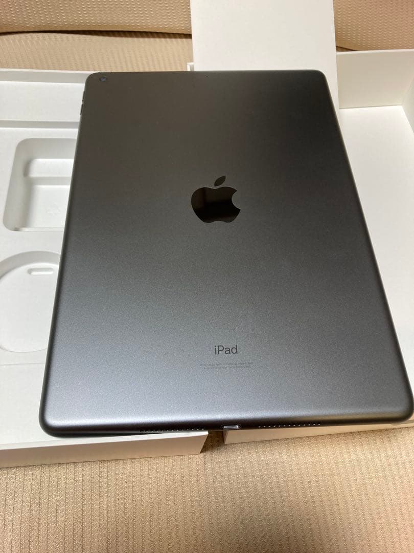 iPad スペースグレー 本体 第9世代