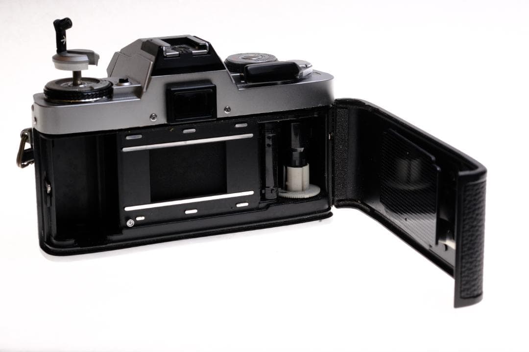 【完動品】 MINOLTA X-70 モルト交換済・シャッター感最高・レンズ付