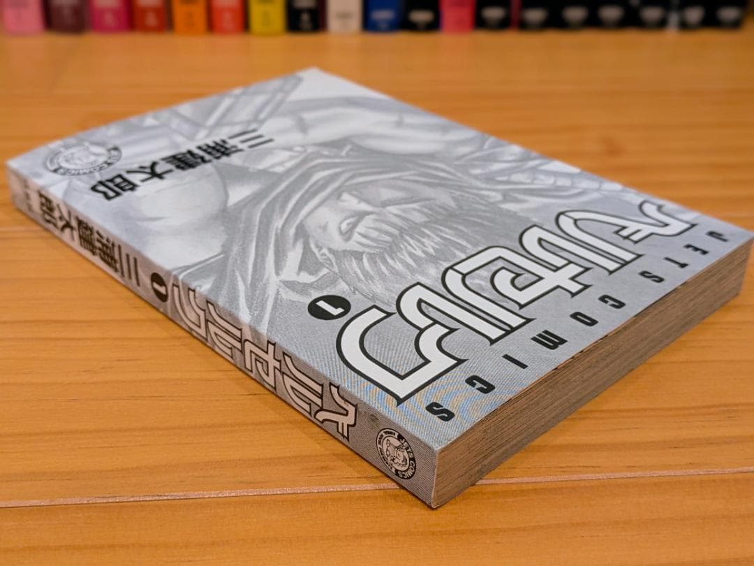 【1巻初版！ほか初版多数】三浦建太郎 ベルセルク(BERSERK) 1～40巻