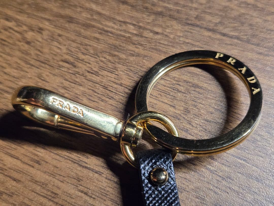 PRADA AirPods Proケース