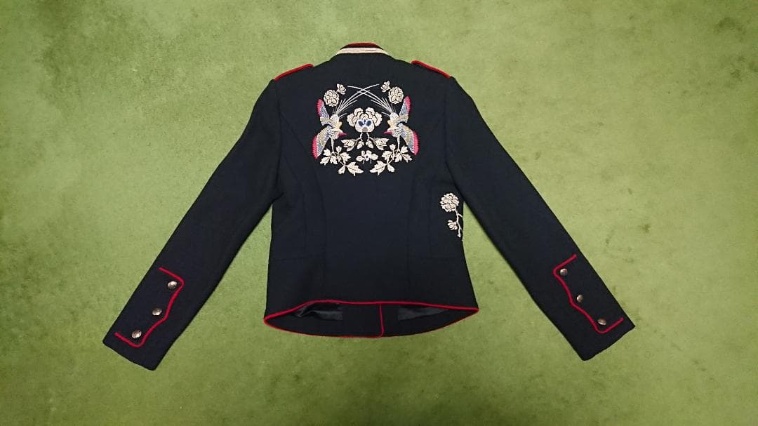 新品　ZARA TRF 刺繍　ミリタリー　ナポレオン 　ジャケット