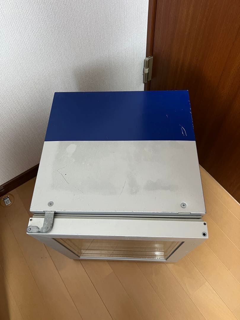 レッドブル　redbull 冷蔵庫