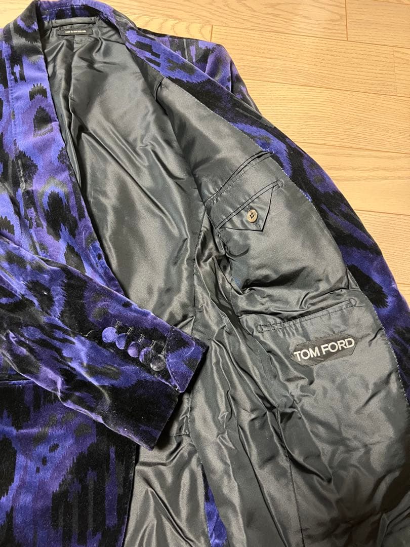 定価40万　TOM FORD ベロア スモーキングジャケット　値下げ相談可