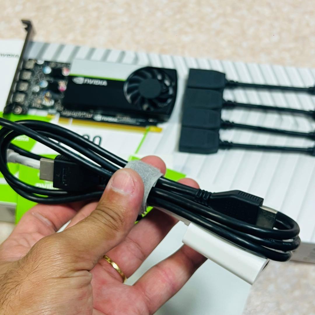 NVIDIA T600 グラフィックボード 4GB 【未使用・おまけ付】