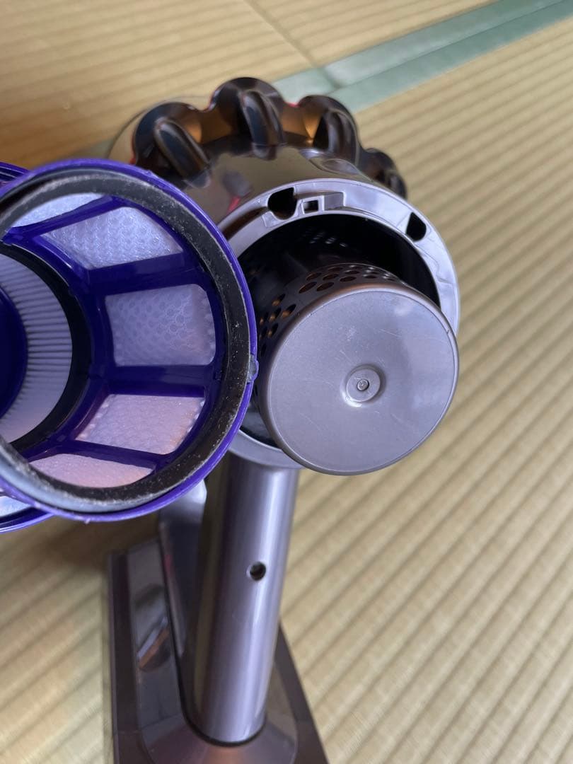 dyson 掃除機　ダイソン　sv12 v10 美品動作品　フィルター新品