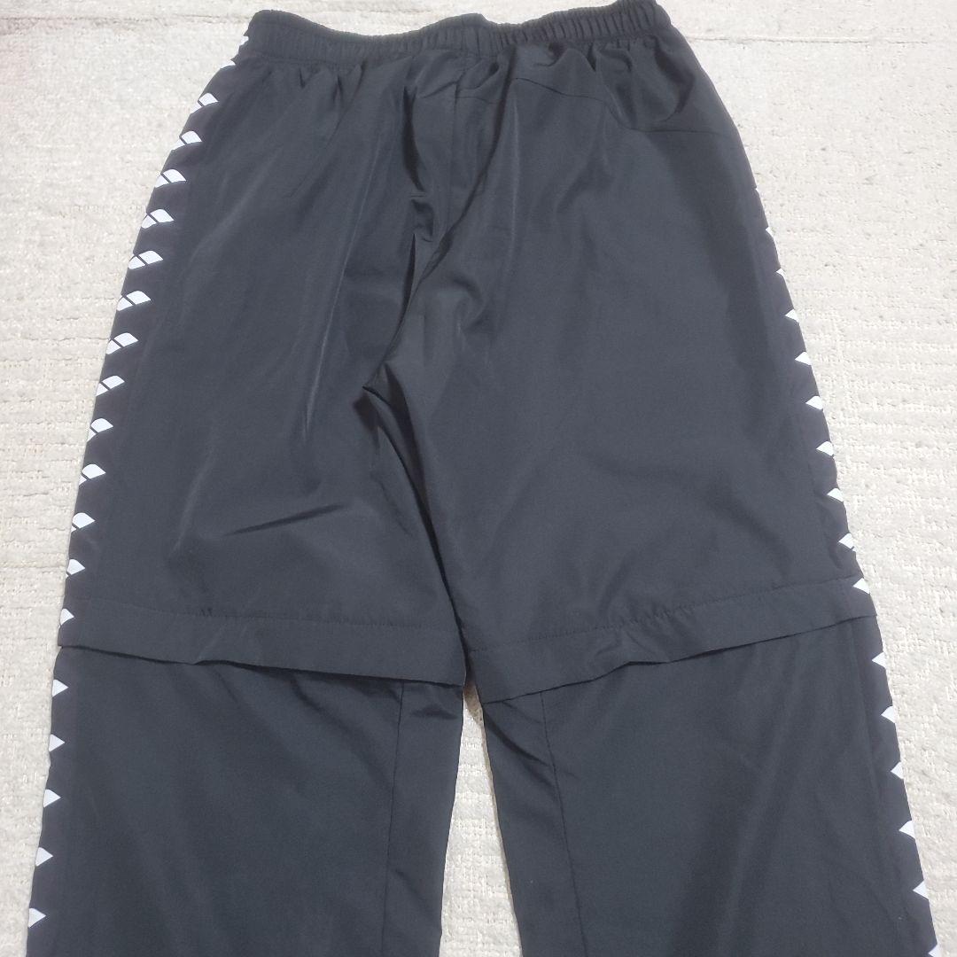 【美品】arenaフード付ナイロンジャージ　上下　　メンズL　黒　パンツ2way