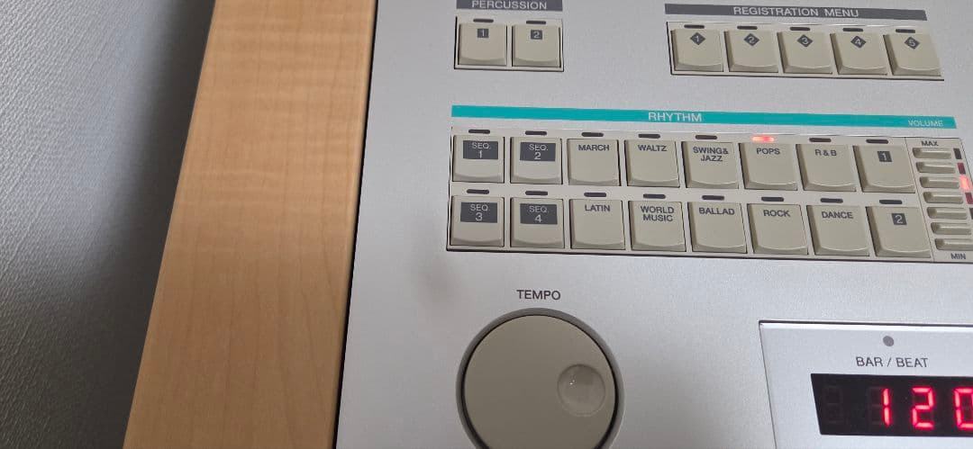 ヤマハエレクトーン　ELS-02C（バイタライズ） 中古　擦れ小