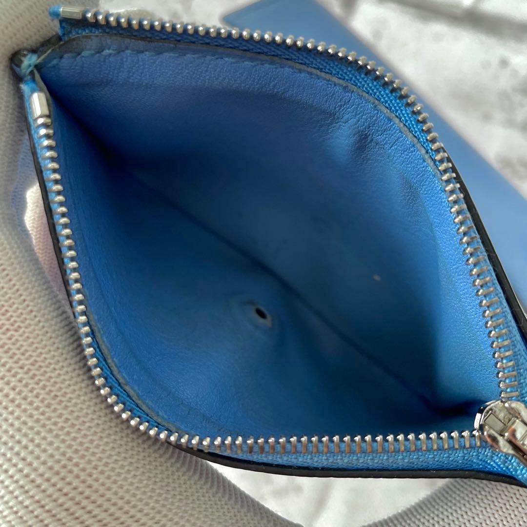 美品✨ロエベ　三つ折り財布　トライフォールド　アナグラム　シルバー金具　水色
