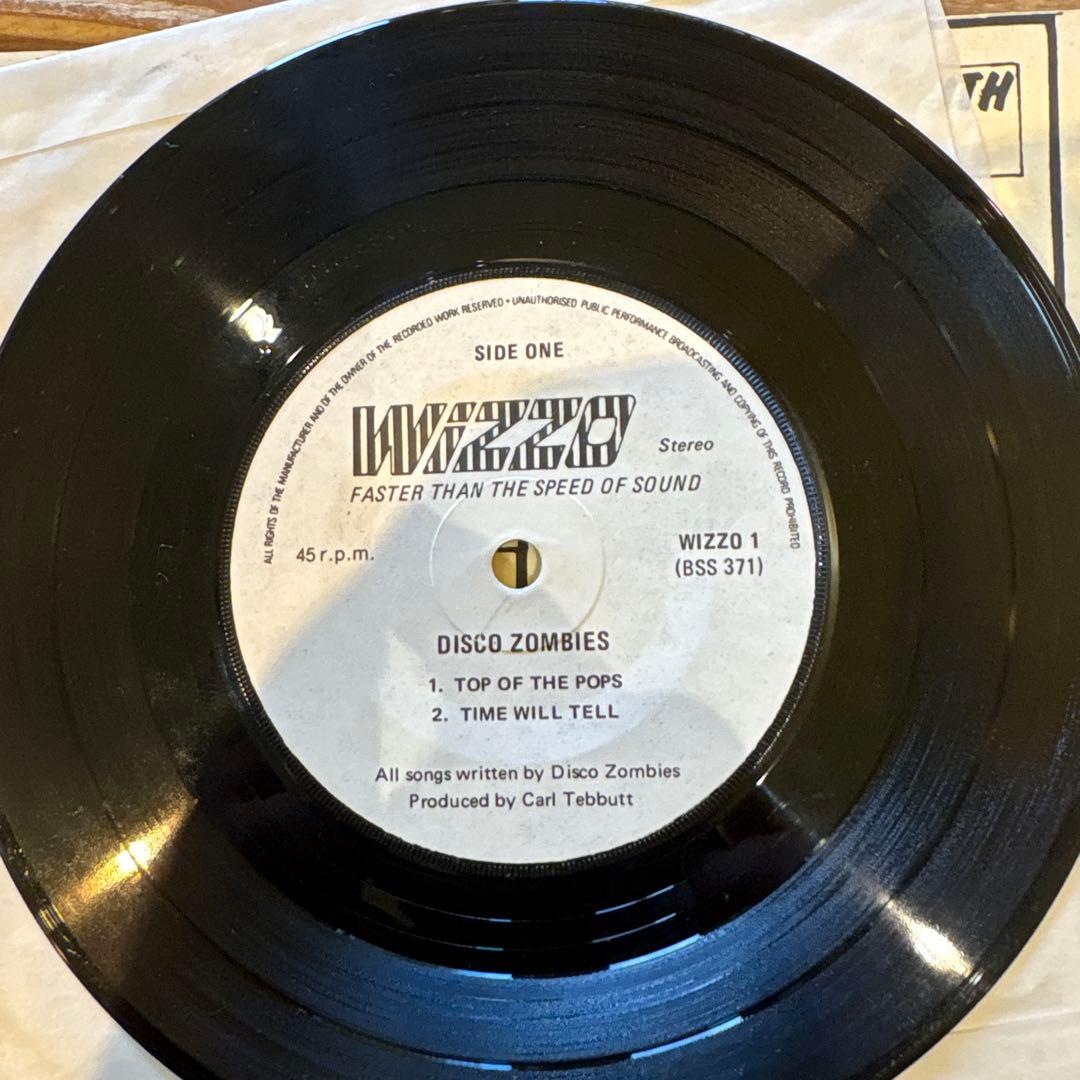 洋楽 DISCO ZOMBIES invisible ep