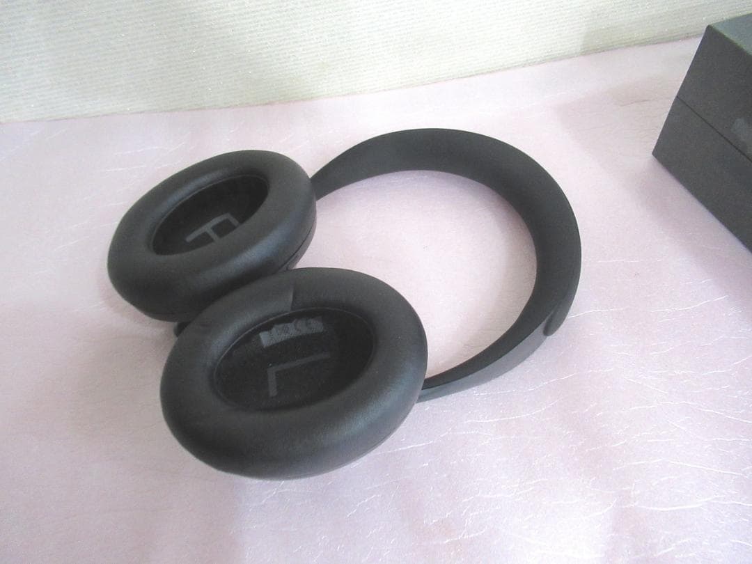 美品　Bose NC700　イヤホン・ヘッドホン