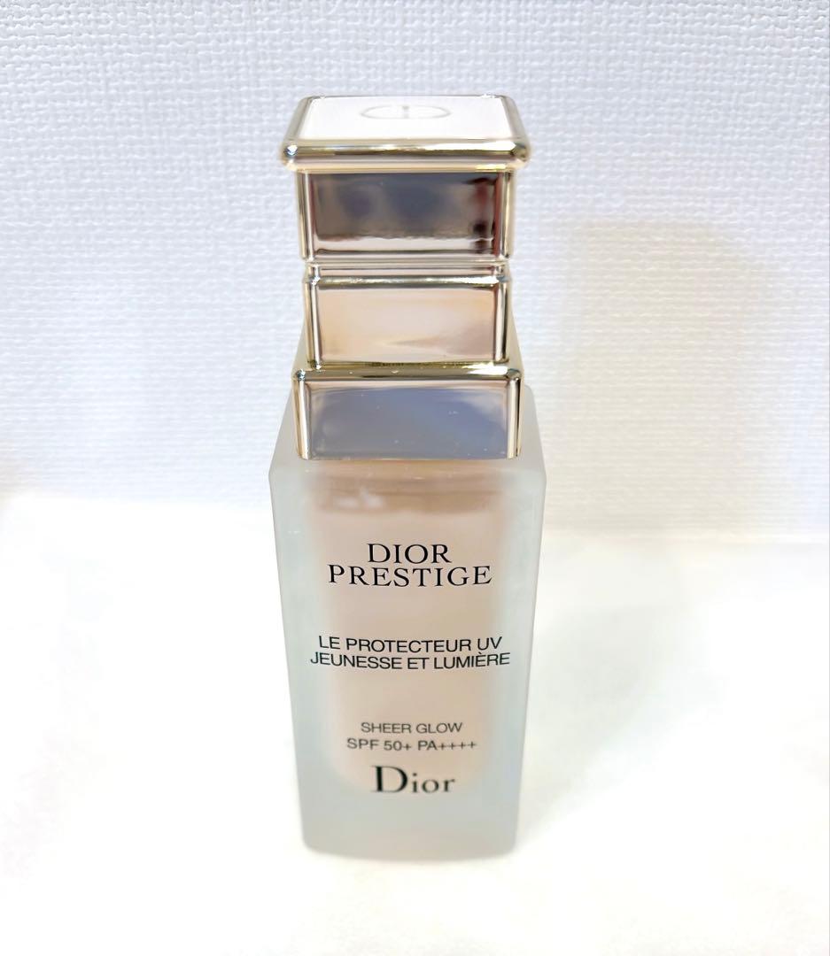 Dior プレステージ　ホワイト ル プロテクター　UVルミエール　シアーグロー