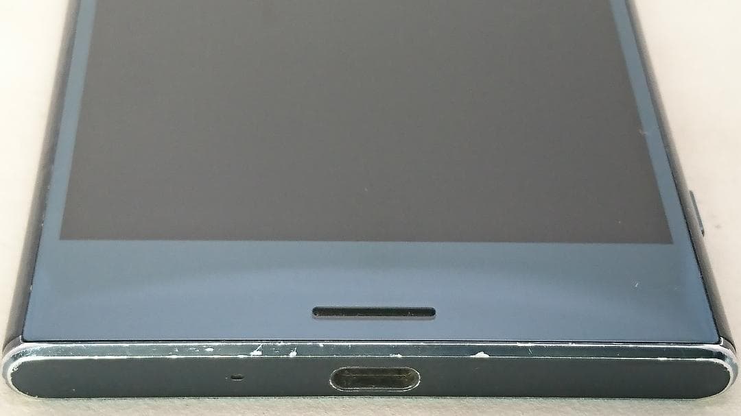 Xperia XZ premium G8188 シムフリー版