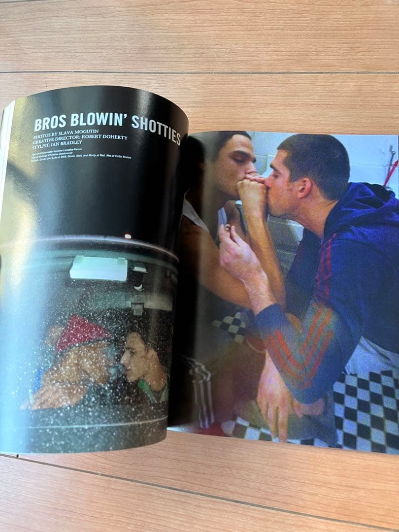 雑誌　VICE volume18