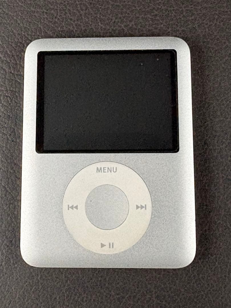 【美品】iPod nano 第3世代 シルバー 8GB A1236バッテリーOK