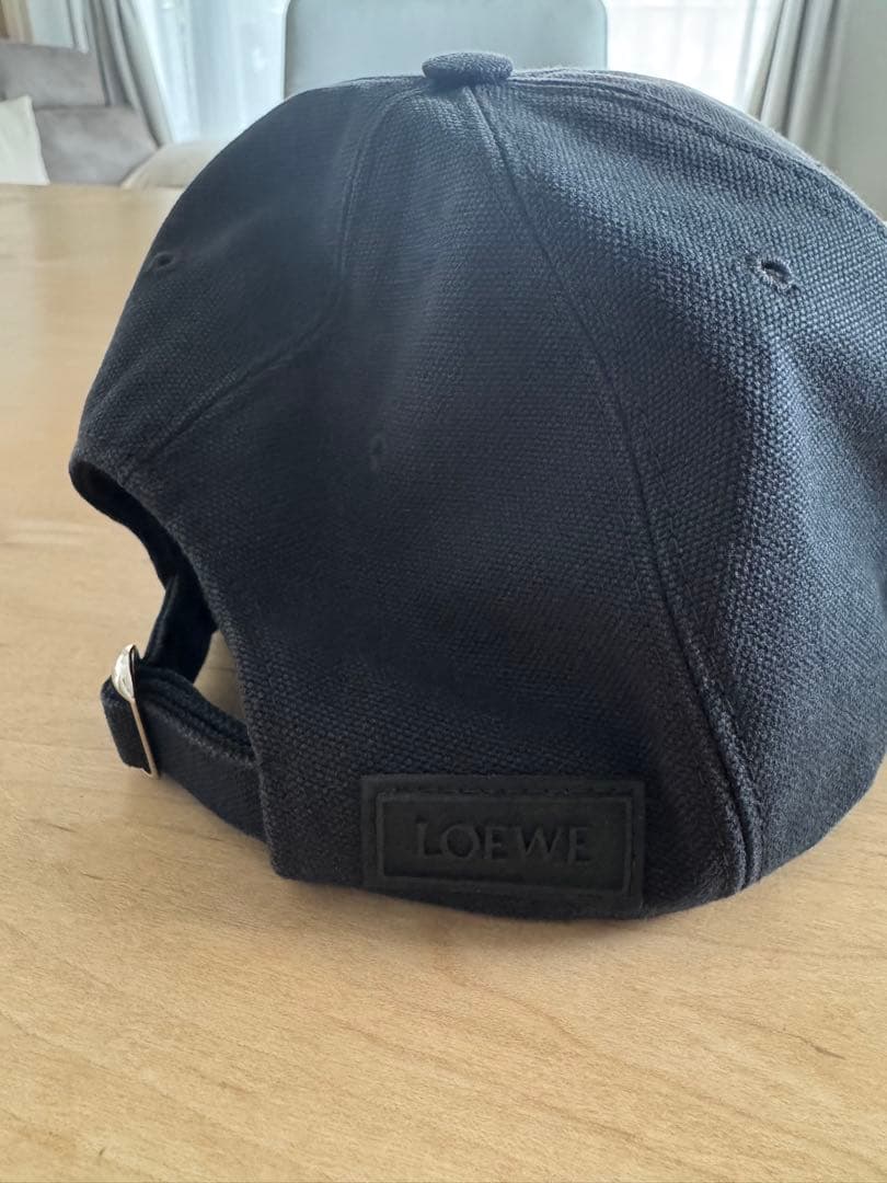 LOEWE ロエベ メンズ キャップ 黒 ロゴ付き