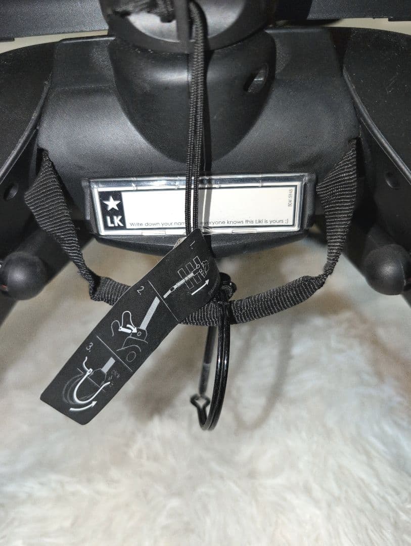 美品♪doona ドゥーナ Liki Trike 三輪車 レッド