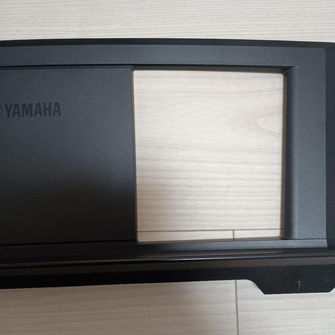YAMAHA キーボード　PSR-E233