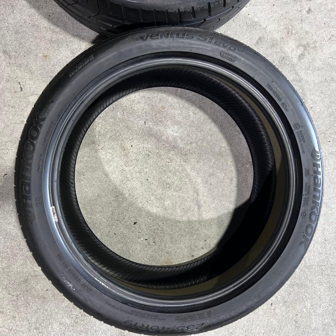 Hankook 235/40R19 19インチタイヤ 2本セット 中古品 966