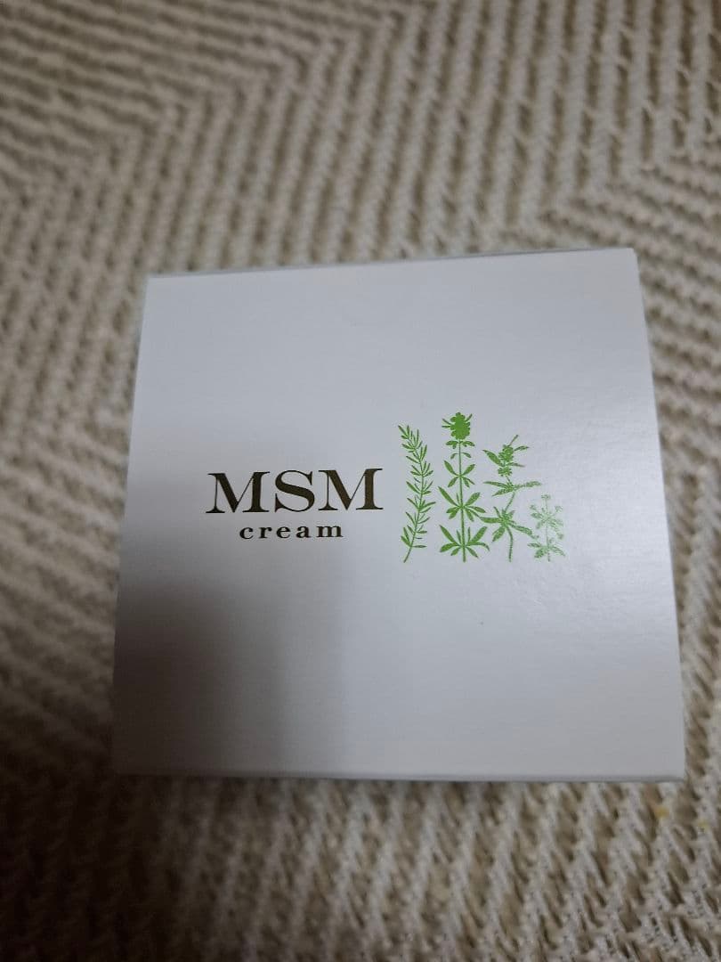 ハルメク　MSMクリーム　１４０g