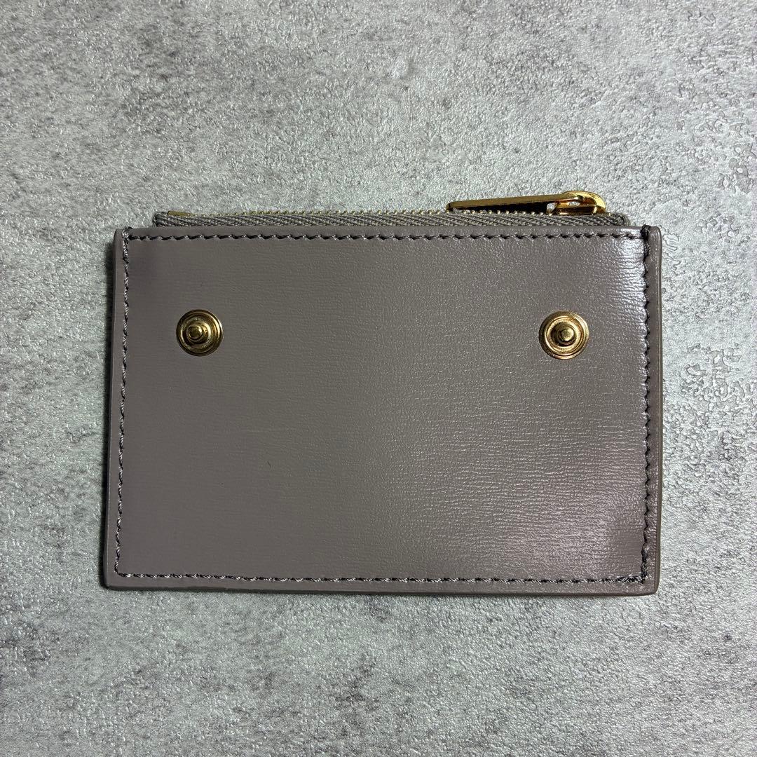 の*う様 美品✨CELINE セリーヌ デカロゴ金具 ケース付　コンパクト