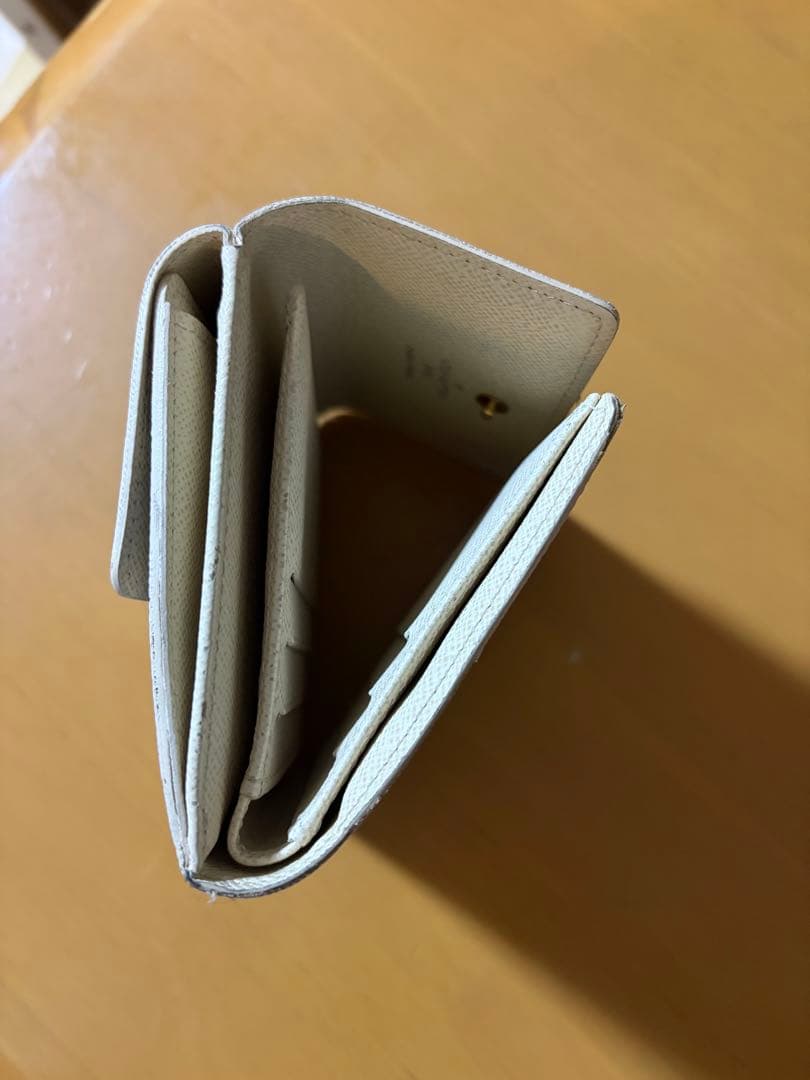 ルイヴィトン LOUIS VUITTON ダミエ　白 ホワイト　折り財布
