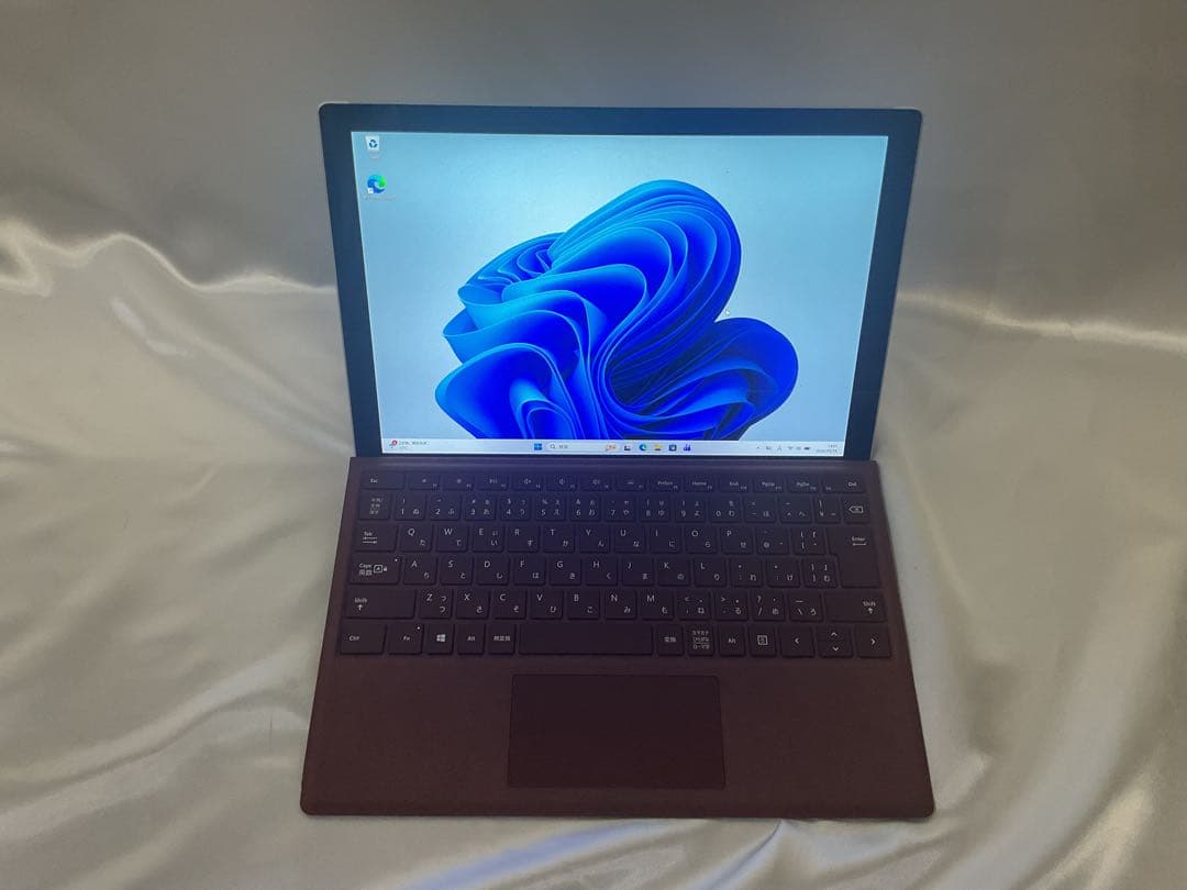 Windowsタブレット本体 Surface Pro 7 + i5 8g 256g office 2024