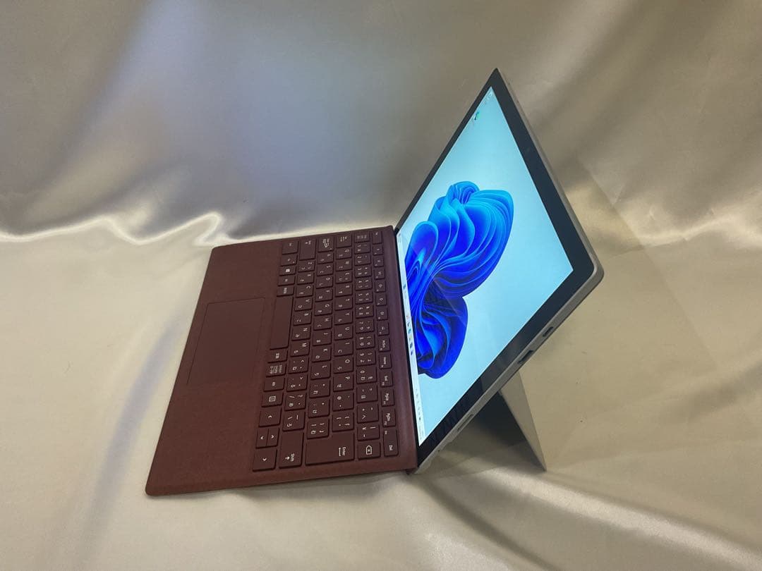 Windowsタブレット本体 Surface Pro 7 + i5 8g 256g office 2024