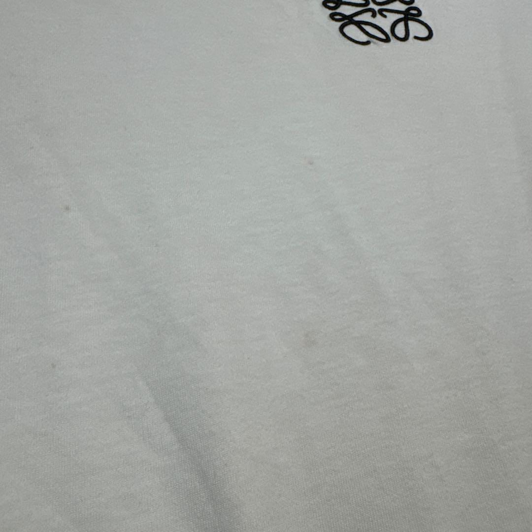 ロエベ　ホワイト Tシャツ 黒ロゴ刺繍