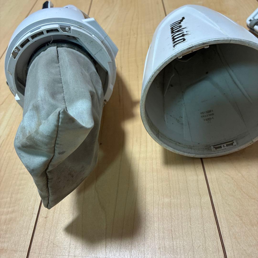 マキタ　充電式クリーナー　CL181FD 掃除機　18V ホワイト