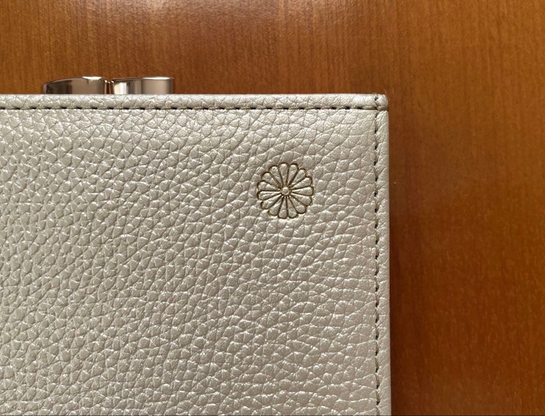 ☆美品☆皇居財布/二つ折り財布 がま口財布 シャンパンゴールド☆